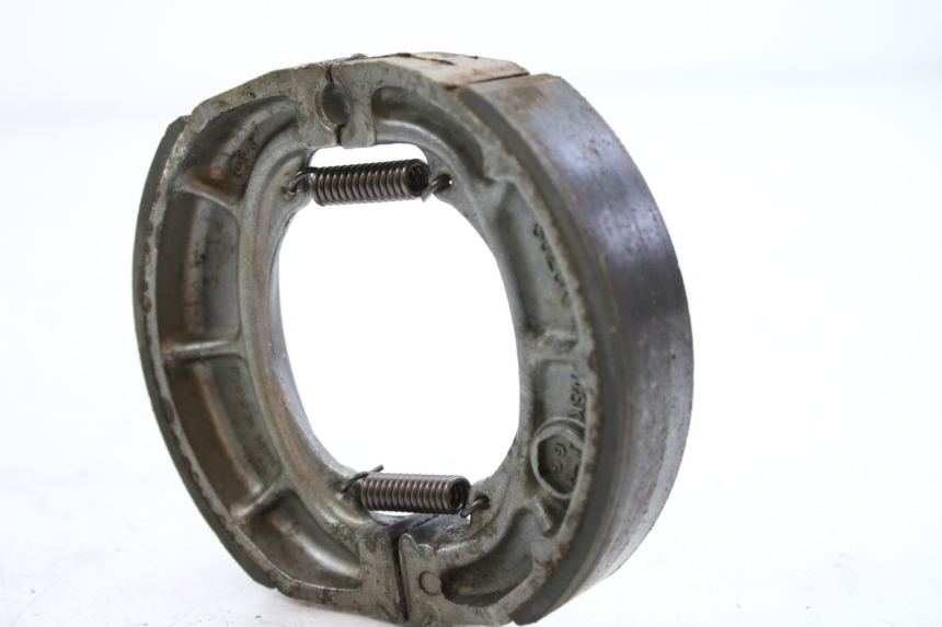 photo de BRAKE SHOE SUZUKI CP 80 (1985 - 1996) - Alternative perspective