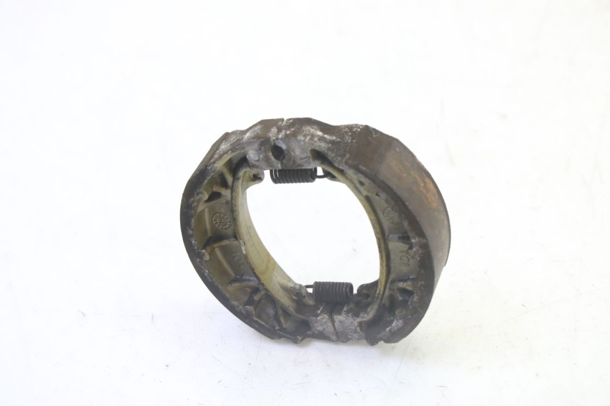 photo de BRAKE SHOES SYM CROX 4T 50 (2016 - 2023) - Zoom on usage condition