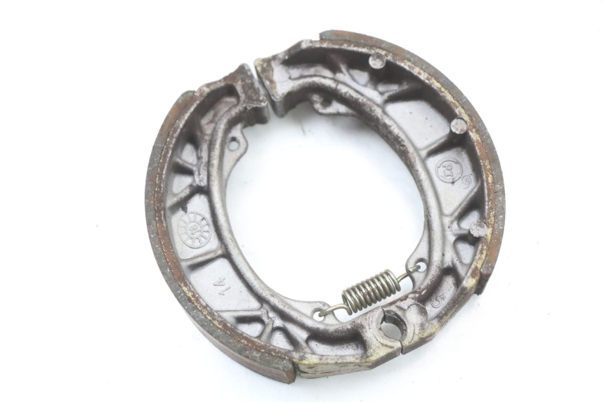 photo de BRAKE SHOE PEUGEOT KISBEE 4T 50 (2018 - 2022) - Main view