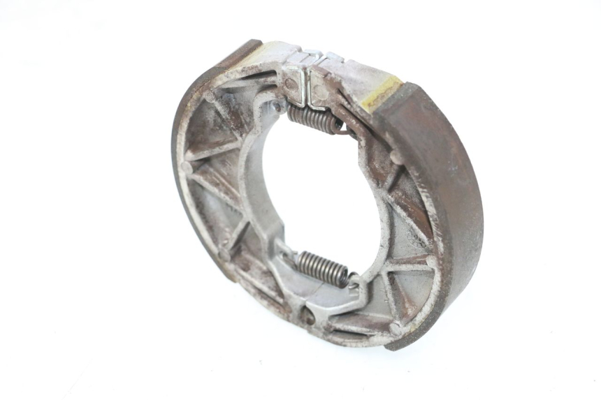 photo de BRAKE SHOES PIAGGIO LIBERTY IGET S 125 (2016 - 2020) - Zoom on usage condition