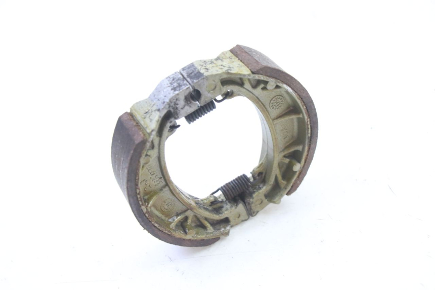 photo de BRAKE SHOE SYM ORBIT 2 4T 50 (2008 - 2017) - Zoom on usage condition