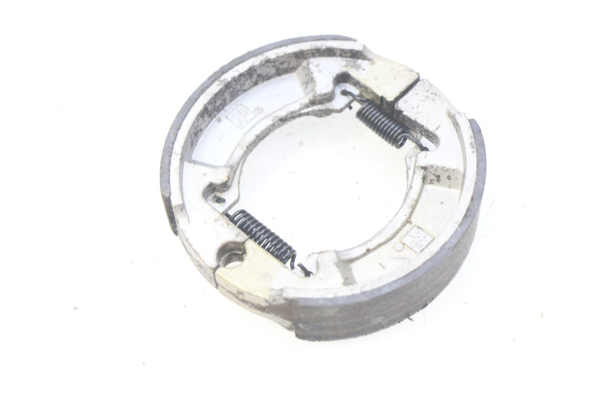 photo de BRAKE SHOE TNT MOTOR OTTO 2T 50 (2012 - 2018) - Zoom on usage condition