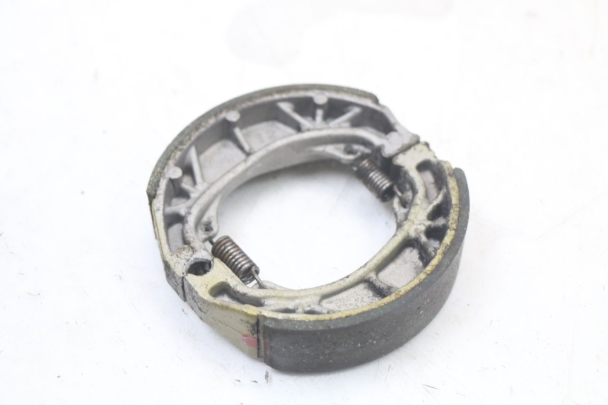 photo de BRAKE SHOE PEUGEOT KISBEE 2T 50 (2010 - 2017) - Component detail