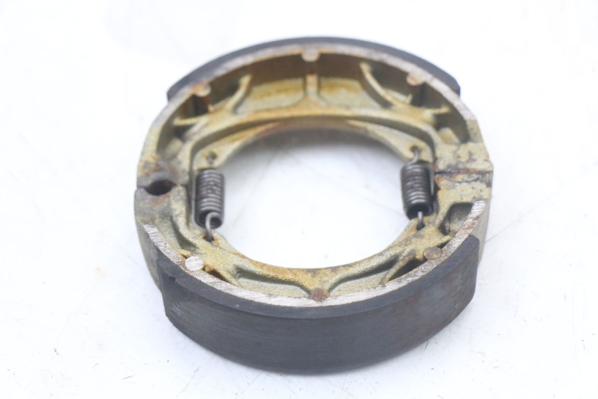 photo de BRAKE SHOE PEUGEOT LUDIX 50 (2008 - 2017) - Zoom on usage condition