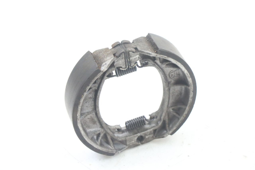 photo de BRAKE SHOE PEUGEOT TKR TREKKER FURIOUS 50 (2005 - 2014) - Zoom on usage condition