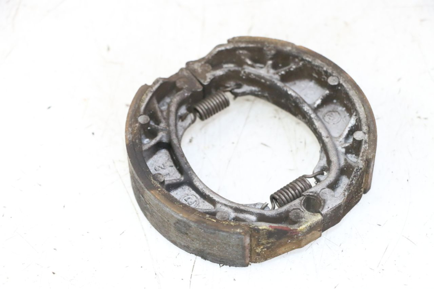 photo de BRAKE SHOES PEUGEOT STREETZONE I 2T 50 (2018 - 2020) - Technical close-up