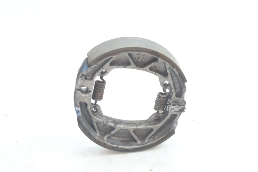 photo de BRAKE SHOES PEUGEOT TREKKER 50 (1995 - 2004) - Zoom on usage condition