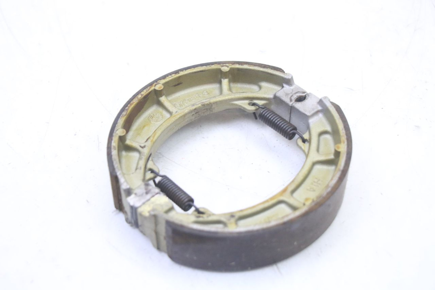photo de BRAKE SHOE PEUGEOT TWEET 4T 50 (2018 - 2022) - Zoom on usage condition