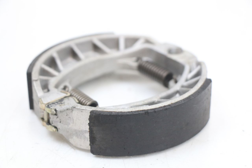 photo de BRAKE SHOE PIAGGIO VESPA LX 125 (2005 - 2010) - Zoom on usage condition