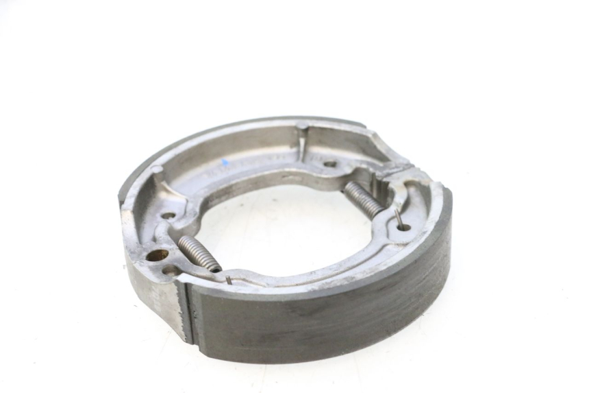 photo de BRAKE SHOES YAMAHA YP MAJESTY 125 (1998 - 2001) - Alternative perspective