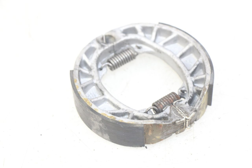 photo de BRAKE SHOE PIAGGIO ZIP 4T 50 (2018 - 2020) - Zoom on usage condition