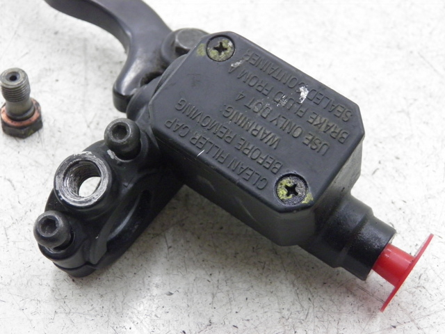 photo de REAR BRAKE MASTER CYLINDER PIAGGIO CARNABY 125 (2007 - 2011) - Product overview