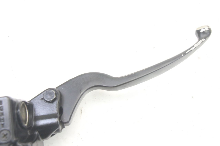 photo de FRONT BRAKE MASTER CYLINDER KYMCO AGILITY 4T 50 (2018 - 2022) - Zoom on usage condition