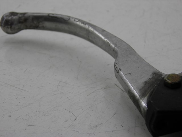 photo de FRONT BRAKE MASTER CYLINDER APRILIA LEONARDO ST 250 (2002 - 2005) - Alternative perspective