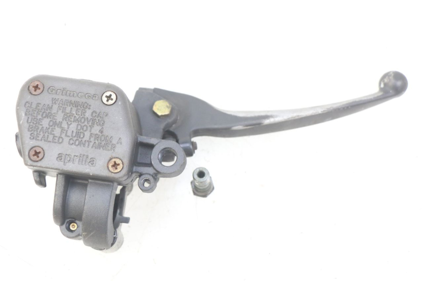 photo de FRONT BRAKE MASTER CYLINDER APRILIA ATLANTIC 500 (2002 - 2003) - Zoom on usage condition