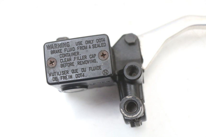 photo de FRONT BRAKE MASTER CYLINDER SUZUKI BURGMAN 125 (2007 - 2014) - Component detail