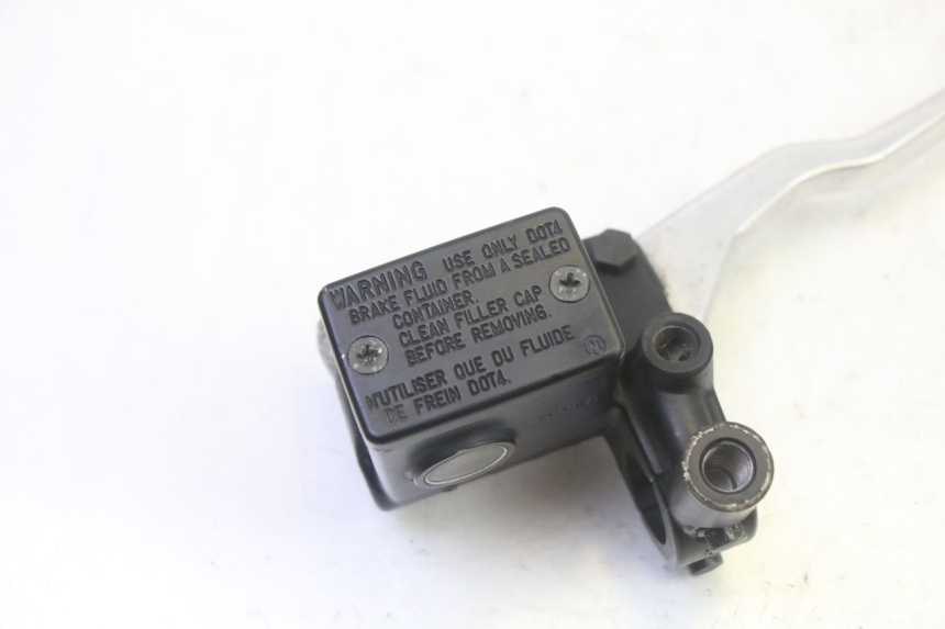 photo de FRONT BRAKE MASTER CYLINDER SUZUKI BURGMAN 125 (2007 - 2014) - Component detail