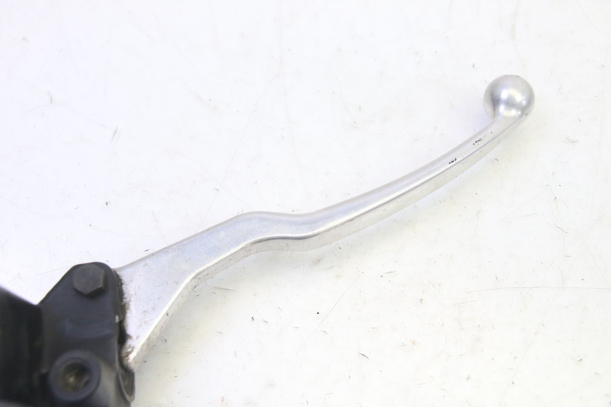 photo de FRONT BRAKE MASTER CYLINDER SUZUKI BURGMAN 125 (2007 - 2014) - Zoom on usage condition