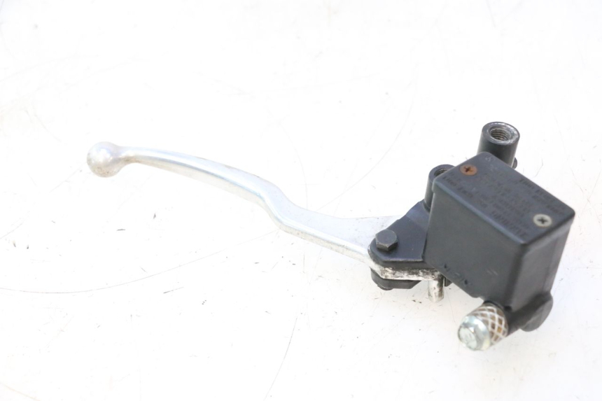 photo de FRONT BRAKE MASTER CYLINDER SUZUKI BURGMAN 125 (2007 - 2014) - Main view