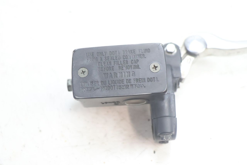 photo de FRONT BRAKE MASTER CYLINDER SUZUKI BURGMAN EXECUTIVE ABS 650 (2006 - 2012) - Component detail