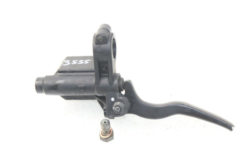 photo de FRONT BRAKE MASTER CYLINDER PIAGGIO CARNABY 125 (2007 - 2011) - Alternative perspective