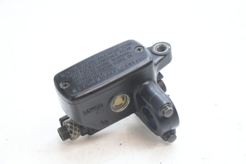 photo de FRONT BRAKE MASTER CYLINDER HONDA CB F HORNET 600 (2005 - 2006) - Main view