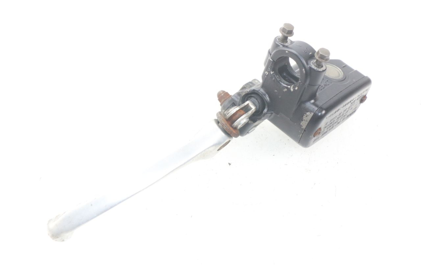photo de FRONT BRAKE MASTER CYLINDER HONDA CBR F SC21 1000 (1986 - 1992) - Zoom on usage condition