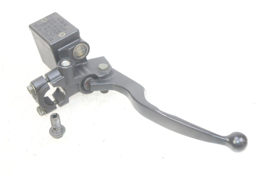 photo de FRONT BRAKE MASTER CYLINDER PEUGEOT CITYSTAR 125 (2011 - 2017) - Alternative perspective