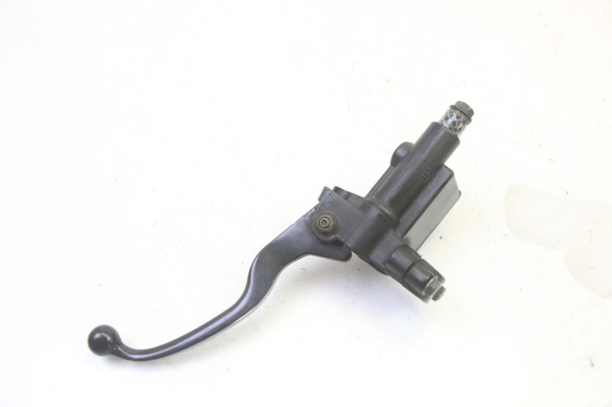 photo de FRONT BRAKE MASTER CYLINDER PEUGEOT CITYSTAR 50 (2013 - 2017) - Fixing points details
