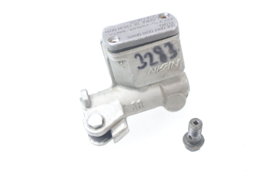 photo de FRONT BRAKE MASTER CYLINDER HONDA CRF CR-F 450 (2001 - 2005) - Component detail