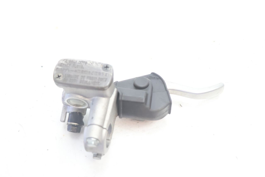 photo de FRONT BRAKE MASTER CYLINDER HONDA CRF CR-F 125 (2020 - 2021) - Alternative perspective