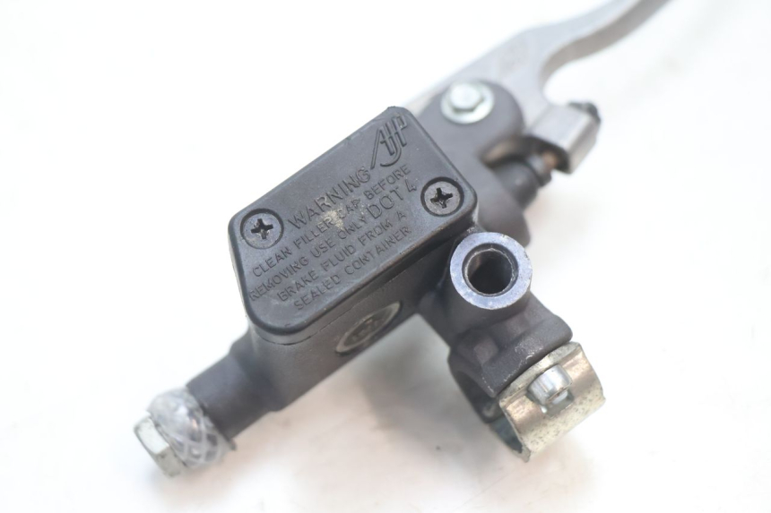 photo de FRONT BRAKE MASTER CYLINDER HM HONDA CRM DERAPAGE RR 50 (2006 - 2017) - Component detail
