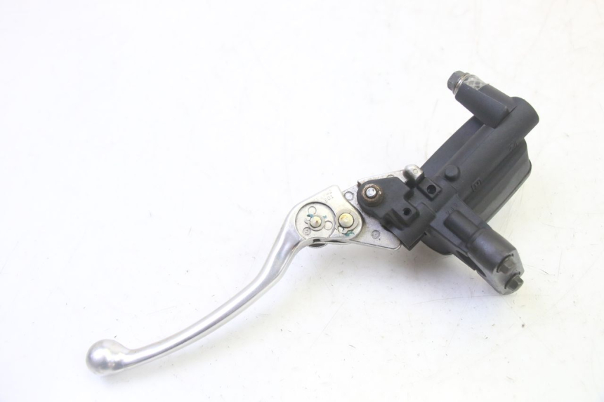 photo de FRONT BRAKE MASTER CYLINDER KYMCO DINK STREET 125 (2009 - 2014) - Fixing points details