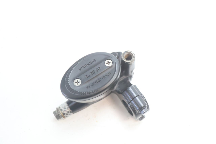 photo de FRONT BRAKE MASTER CYLINDER MASH DIRT TRACK 50 (2018 - 2020) - Alternative perspective