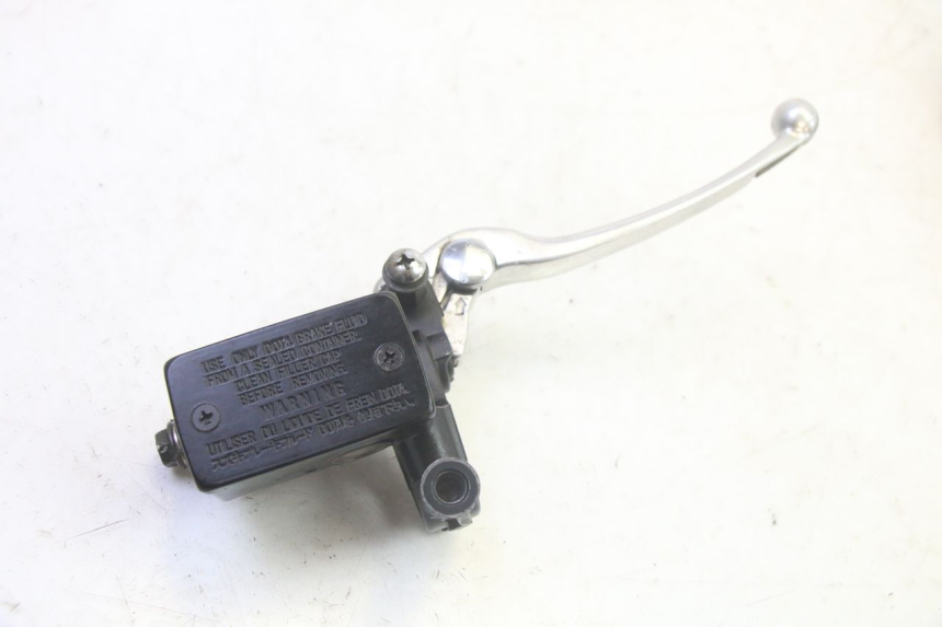 photo de FRONT BRAKE MASTER CYLINDER SUZUKI DL V STROM 1000 (2002 - 2007) - Main view