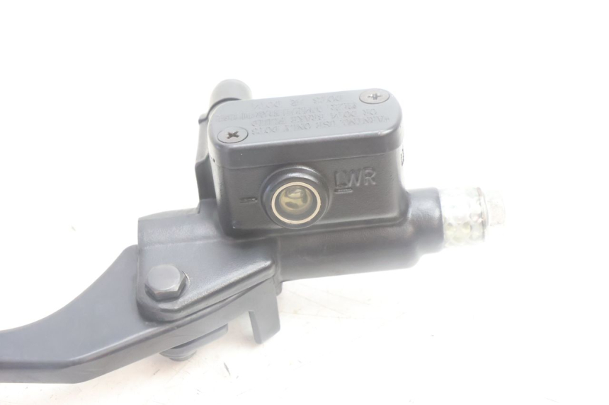 photo de FRONT BRAKE MASTER CYLINDER ASKOLL ESPRO 1 - Technical close-up