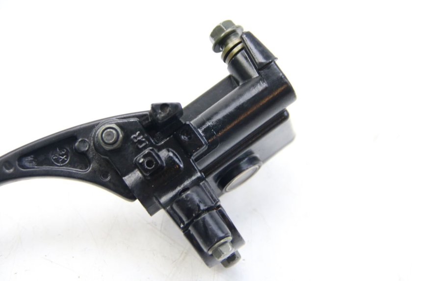 photo de FRONT BRAKE MASTER CYLINDER JM MOTORS EVOLIS 4T 50 (2018 - 2022) - Technical close-up