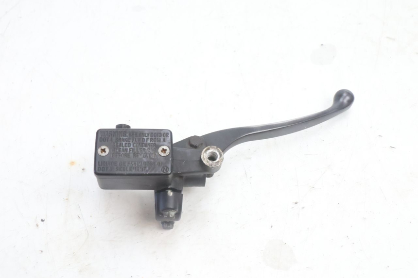 photo de FRONT BRAKE MASTER CYLINDER HONDA FES PANTHEON 2T 125 (1998 - 2002) - Main view