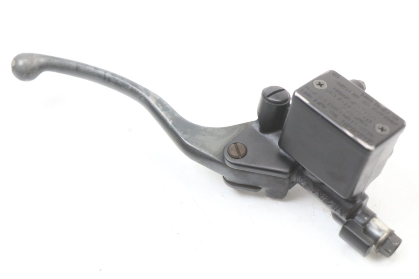 photo de FRONT MASTER CYLINDER HONDA FES S-WING SWING ABS 125 (2007 - 2015) - Alternative perspective