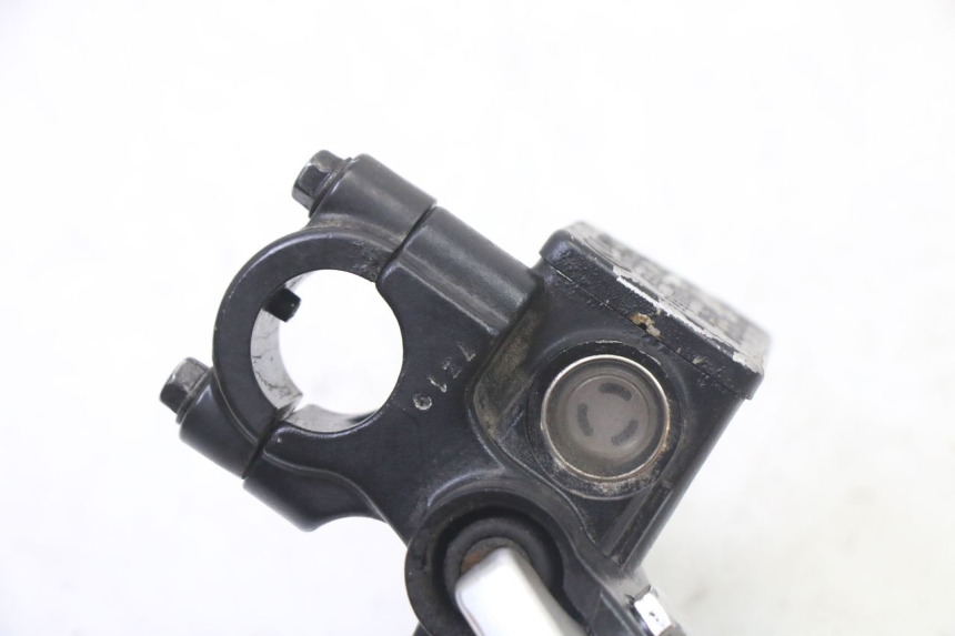 photo de FRONT BRAKE MASTER CYLINDER SYM FIDDLE 3 III 125 (2014 - 2020) - Technical close-up