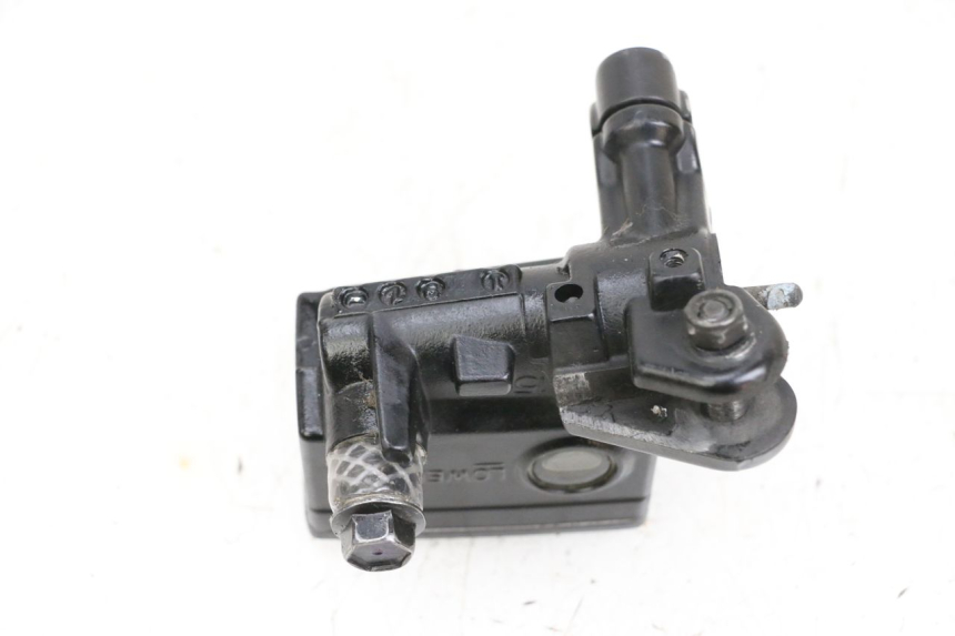 photo de FRONT BRAKE MASTER CYLINDER YAMAHA FJR ABS 1300 (2006 - 2012) - Zoom on usage condition