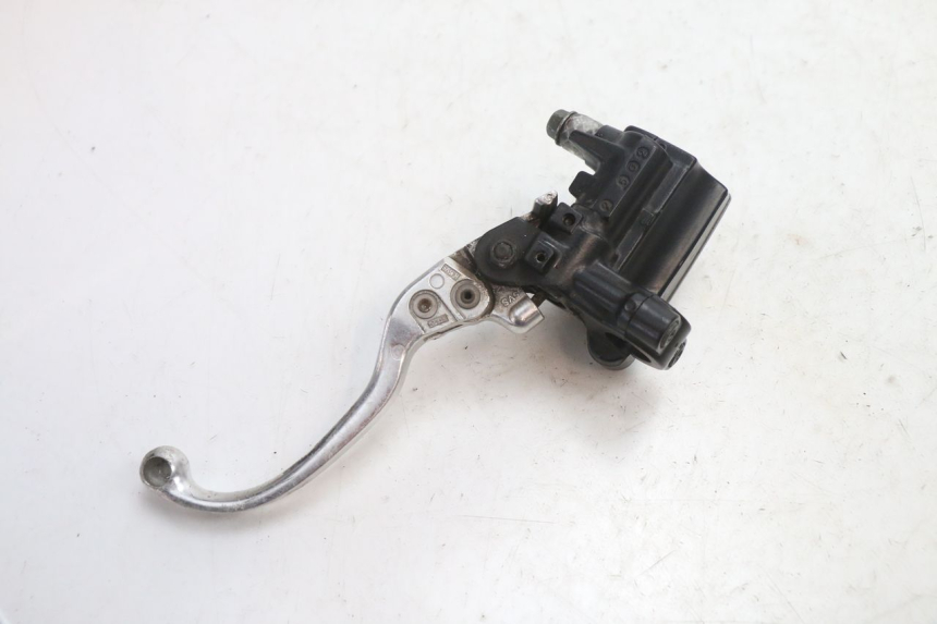 photo de FRONT BRAKE MASTER CYLINDER YAMAHA FJR 1300 (2001 - 2005) - Product overview