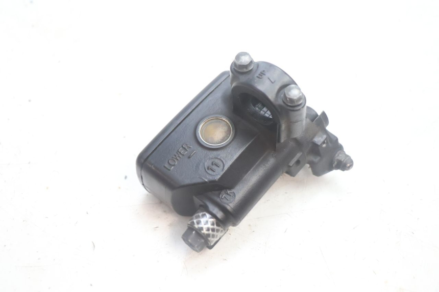 photo de FRONT BRAKE MASTER CYLINDER HONDA FJS SILVER WING SILVERWING 400 (2005 - 2008) - Zoom on usage condition