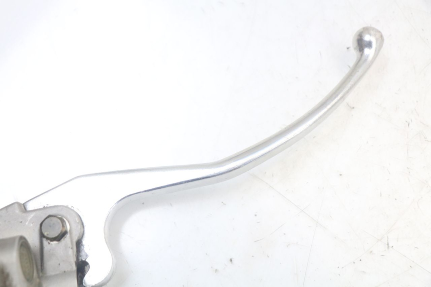 photo de FRONT BRAKE MASTER CYLINDER MBK FLAME X 125 (2004 - 2007) - Technical close-up