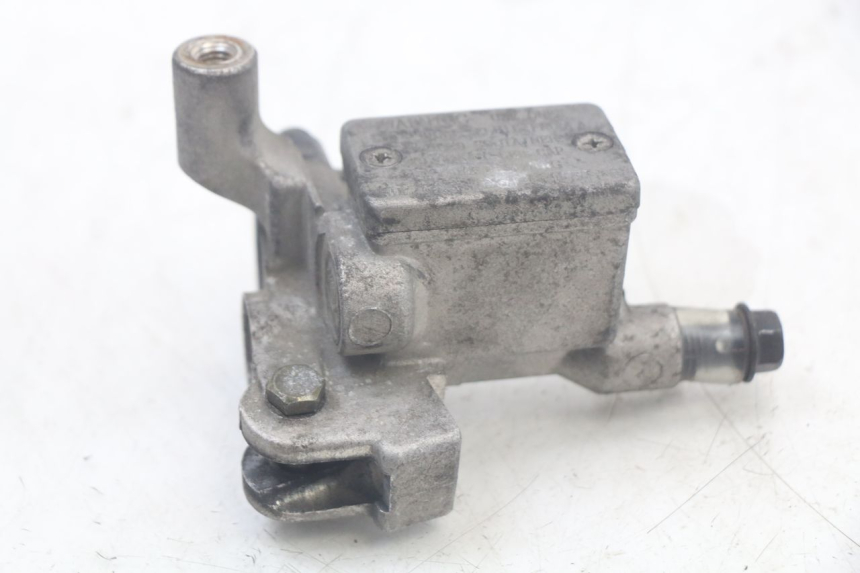photo de FRONT BRAKE MASTER CYLINDER MBK FLAME X 125 (2007 - 2016) - Alternative perspective