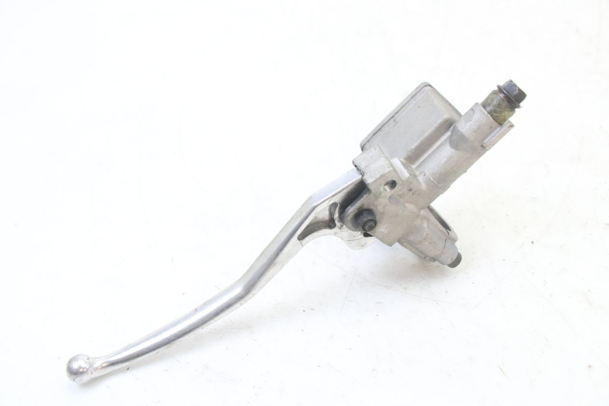 photo de FRONT BRAKE MASTER CYLINDER MBK FLAME X 125 (2007 - 2016) - Fixing points details