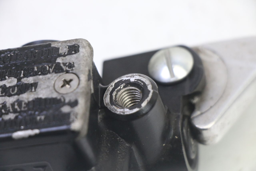 photo de FRONT BRAKE MASTER CYLINDER PIAGGIO FLY 2T 50 (2004 - 2017) - Product overview