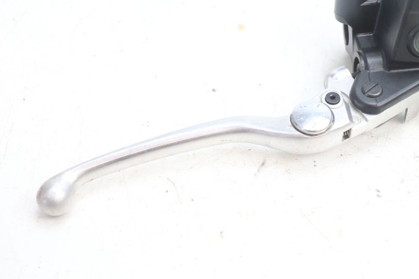 photo de FRONT BRAKE MASTER CYLINDER YAMAHA FZ8 800 (2010 - 2016) - Component detail