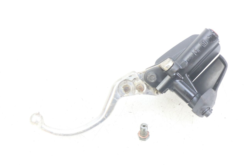 photo de FRONT BRAKE MASTER CYLINDER GILERA GP 800 (2007 - 2013) - Component detail