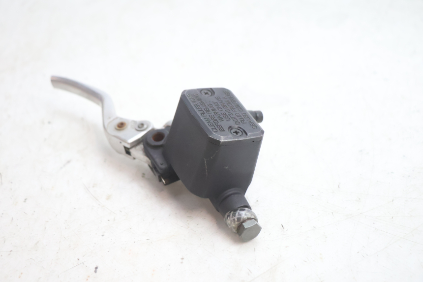 photo de FRONT BRAKE MASTER CYLINDER GILERA GP 800 (2007 - 2013) - Checked used part